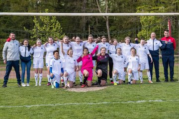Bild 40 - wBJ VfL Pinneberg - Eimsbuettel : Ergebnis: 6:2